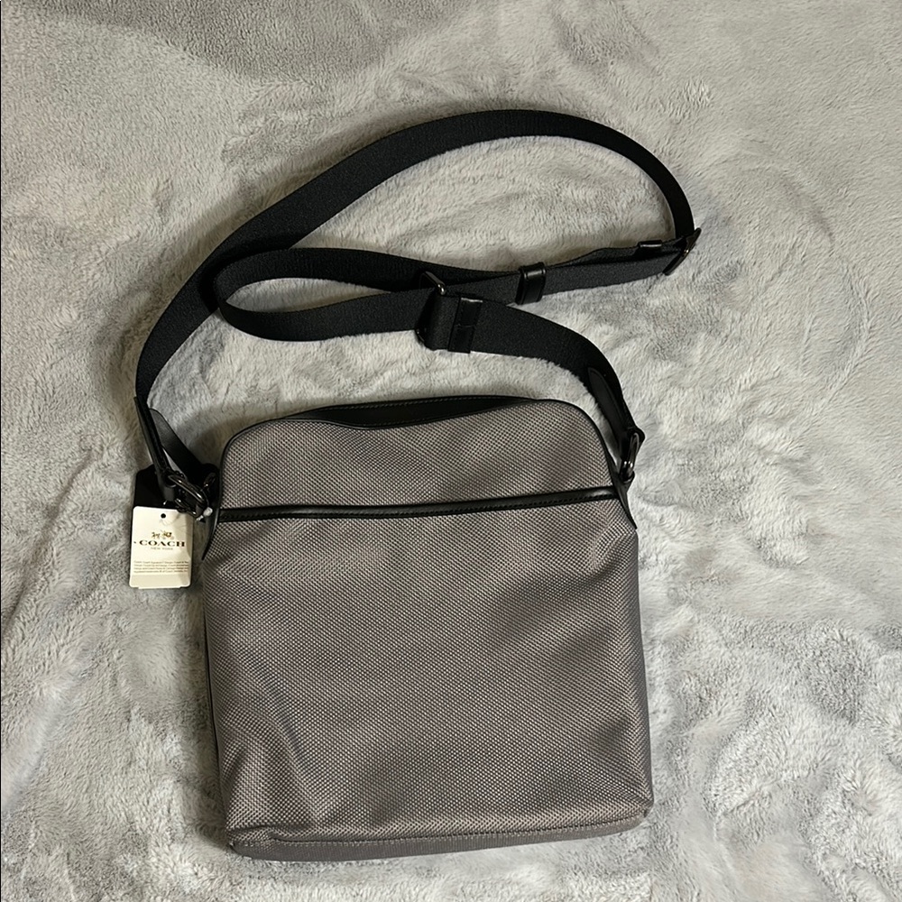 COACH F37609 Black and Gray Crossbody Messenger Bag NWT - Picture 2 of 16